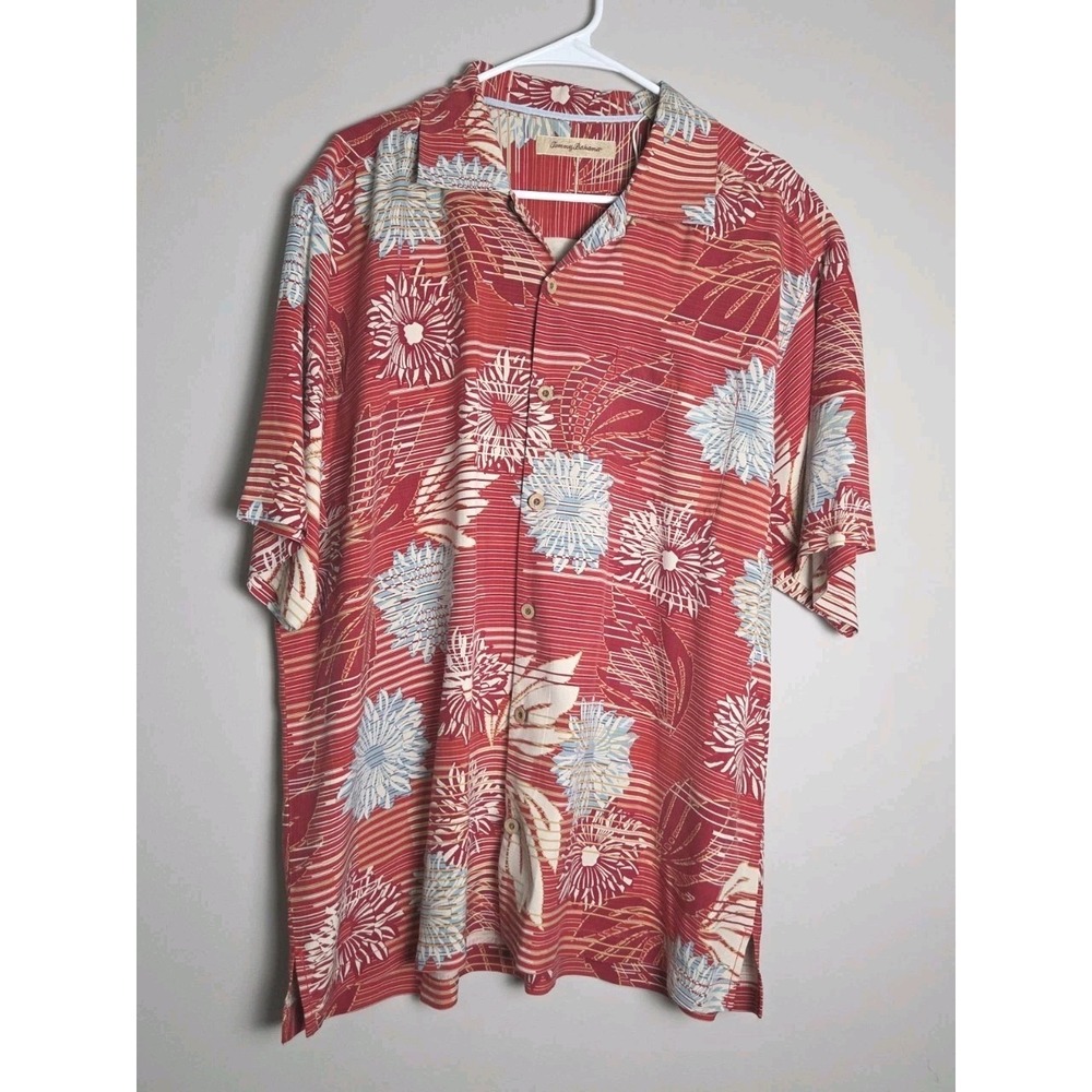 Tommy Bahama Hawaiian Button Down Shirt Size XL‎ Red Floral Silk Short Sleeve